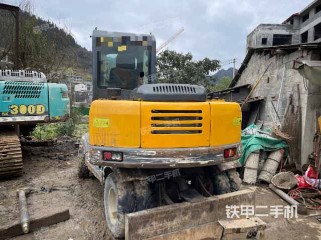 整机右后45°（整机外观）