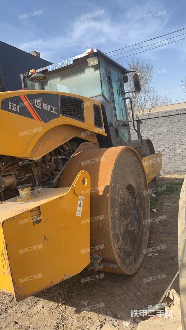 整机右后45°（设备外观及核心部件）