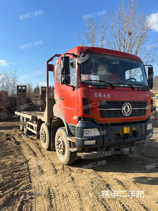 整机右侧（设备外观及核心部件）