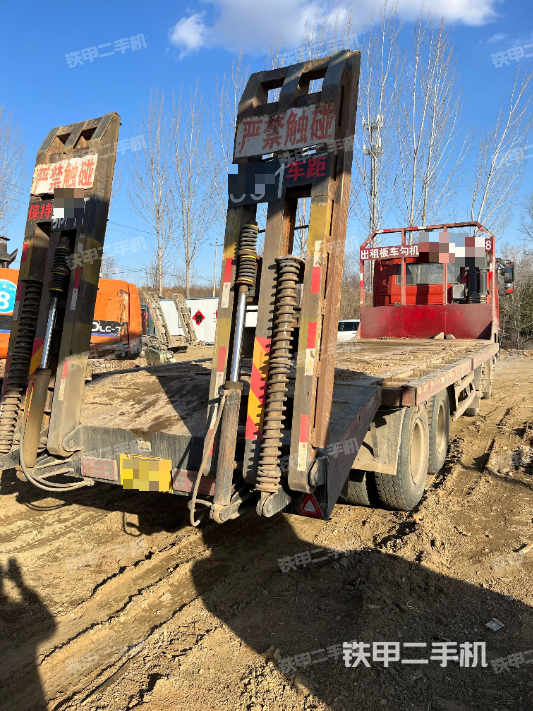 整机右后45°（设备外观及核心部件）