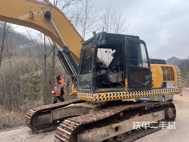 整机右后45°（整机外观）