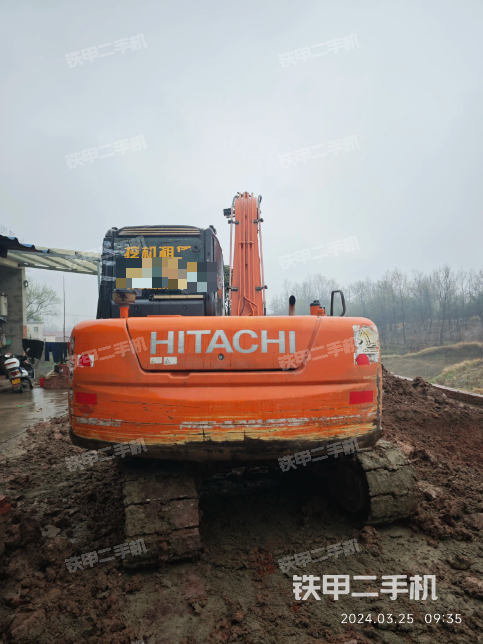 驾驶室顶部（整机外观）