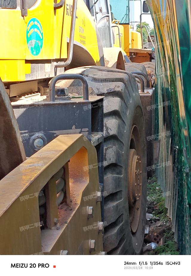 整机左侧（设备外观及核心部件）