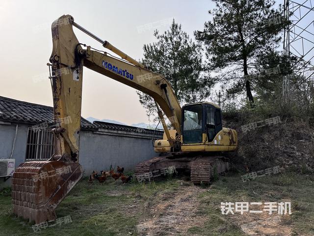 小松PC200-7挖掘机