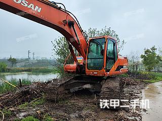 河南-信阳市二手斗山DH220LC-7挖掘机实拍照片