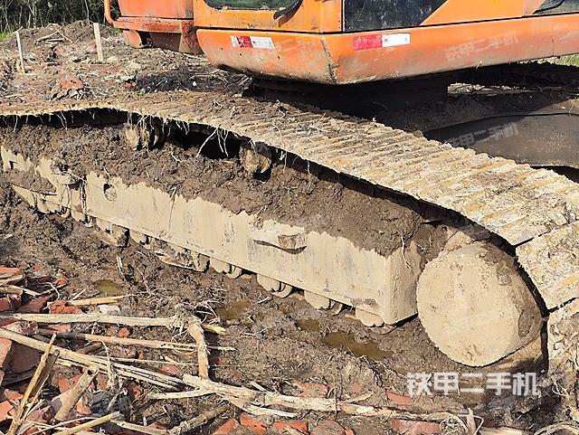 单侧履带整体（整机外观）