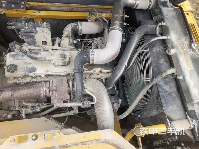 发动机整体俯视（整机外观）