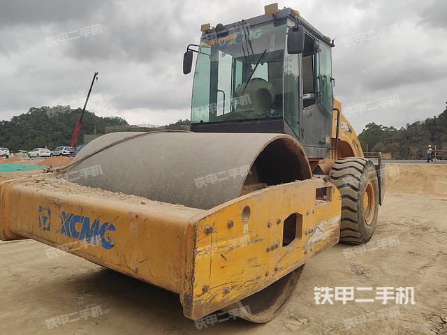 徐工XS202J压路机