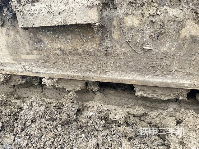 单侧履带整体（整机外观）