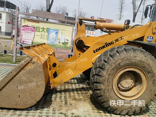 工作装置整体（整机外观及大件）