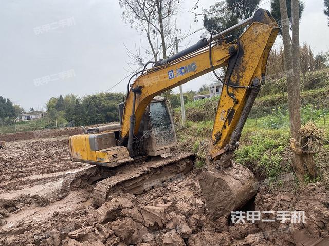 徐工XE150D挖掘机