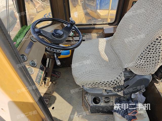 驾驶室工作台（整机外观及大件）