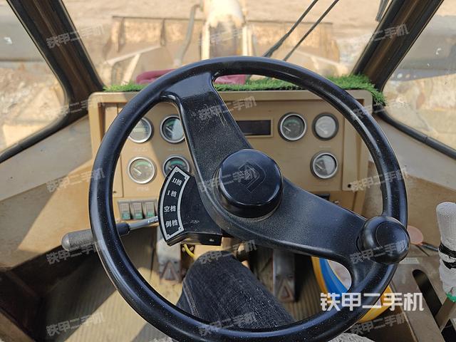 驾驶室操作台（整机外观及大件）