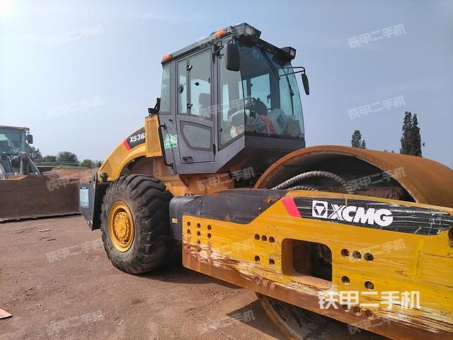 整机右后45°（设备外观及核心部件）