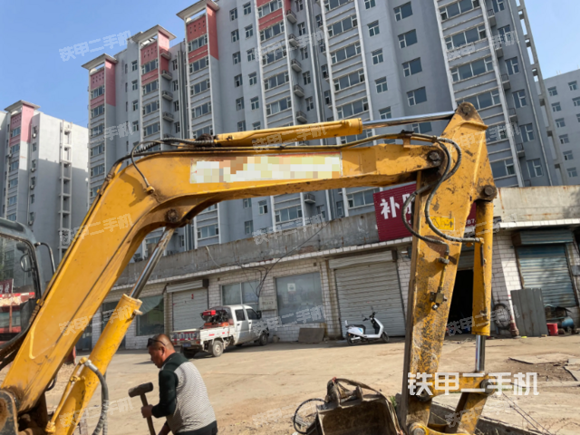 单侧履带整体（整机外观）