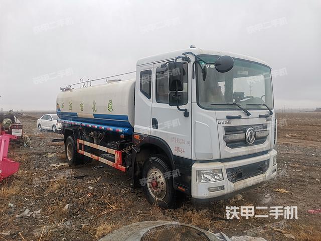 東風(fēng)牌EQ1110SJ8BDC礦用灑水車