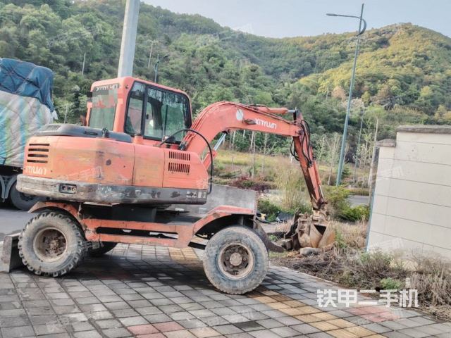 新源XY75W-8T挖掘機(jī)