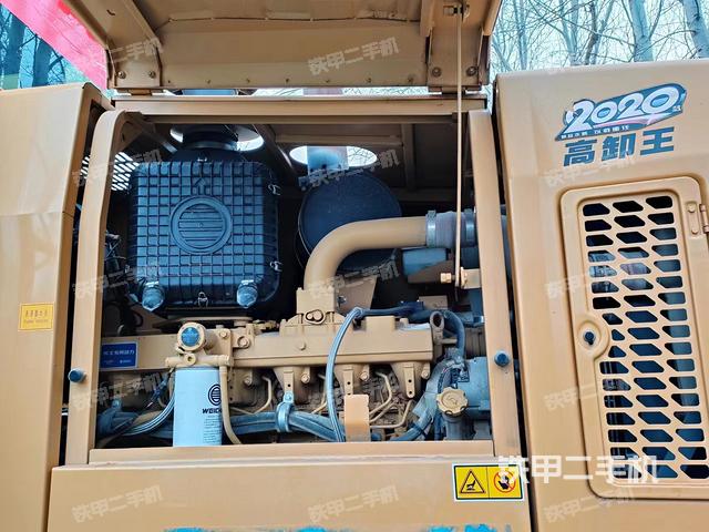 发动机左侧（整机外观及大件）