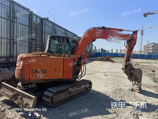 单侧履带整体（整机外观）