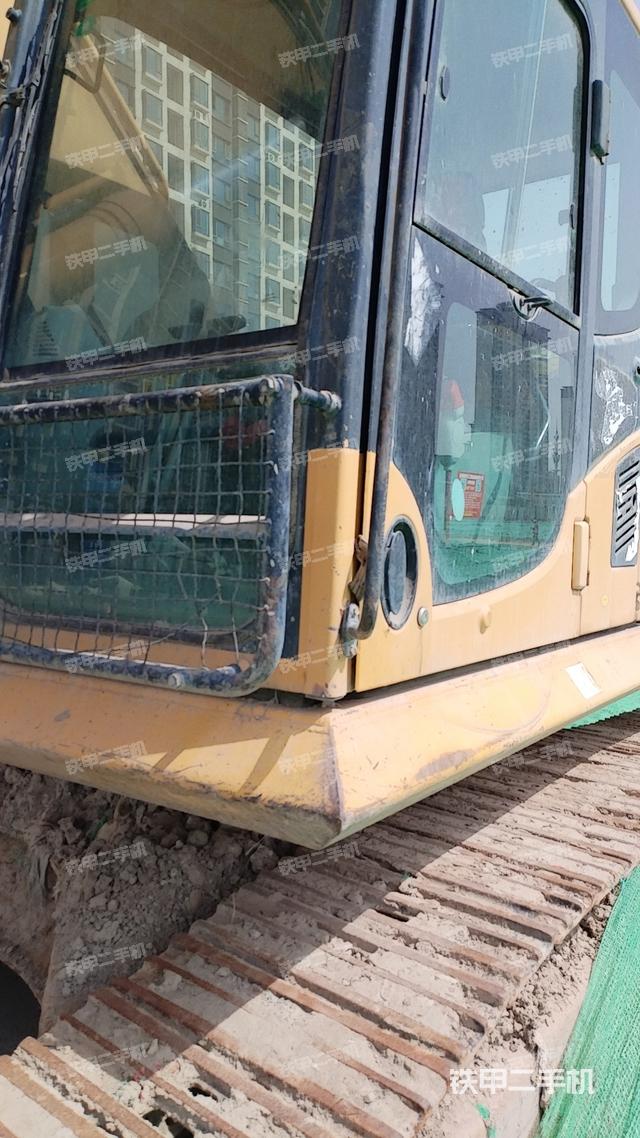 驾驶室整体（整机外观）