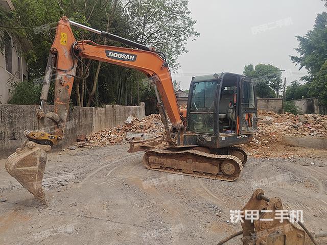 斗山DH55挖掘机