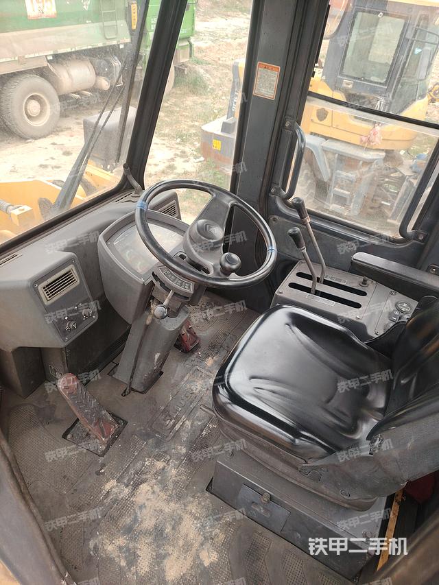 驾驶室工作台（整机外观及大件）