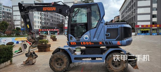 单侧履带整体（整机外观）