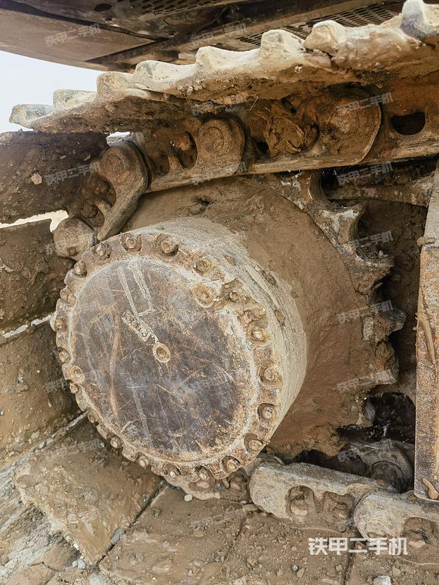 单侧履带整体（整机外观）