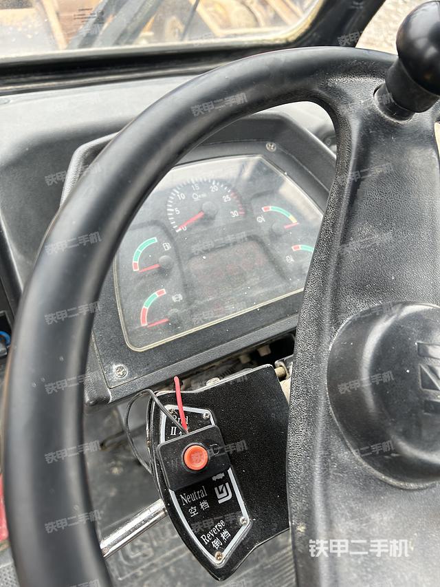 驾驶室操作台（整机外观及大件）