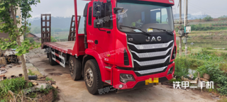 自贡市出售 江淮重工 6X2 平板运输车