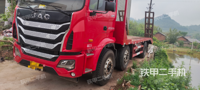 整机右后45°（设备外观及核心部件）