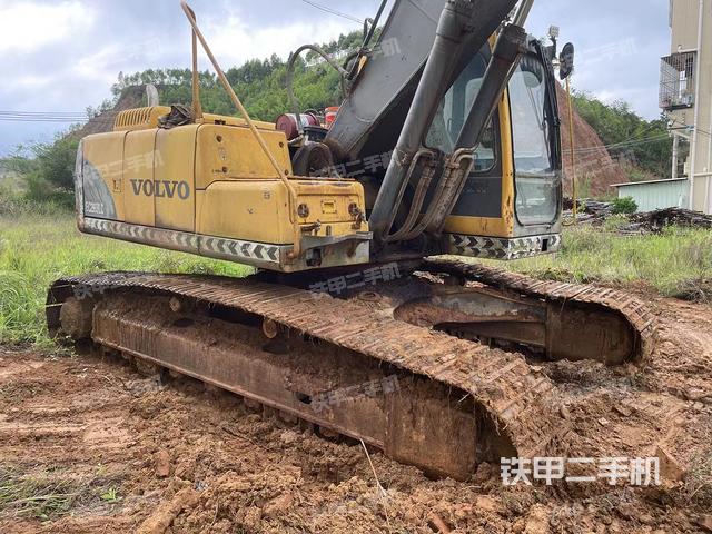 单侧履带整体（整机外观）