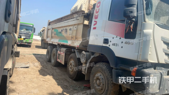 整机右侧（设备外观及核心部件）