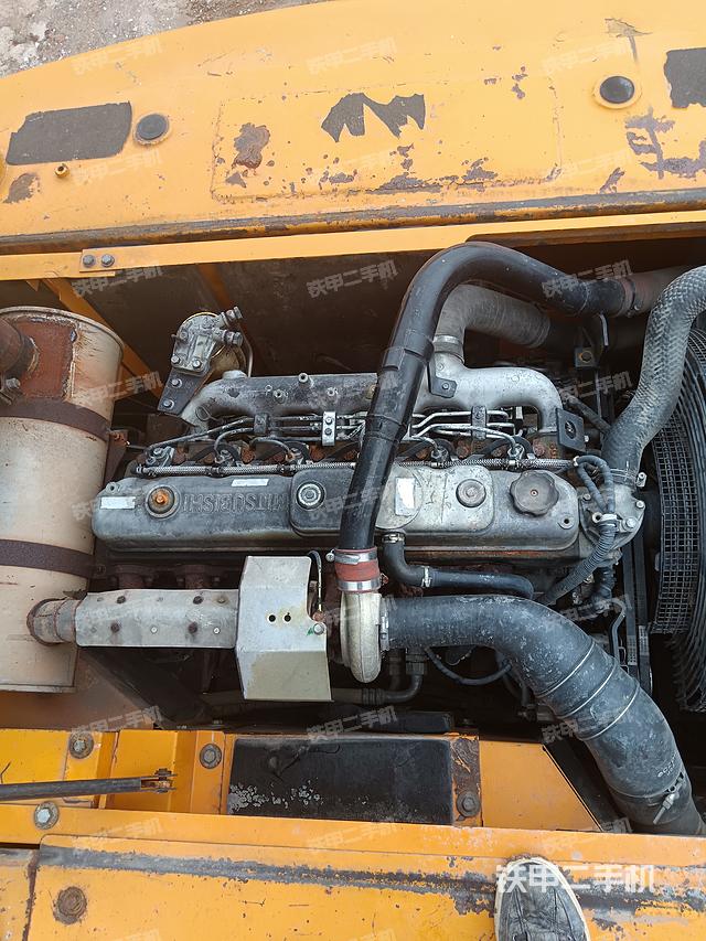 发动机整体俯视（整机外观）