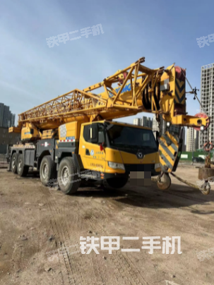 整机右侧（设备外观及核心部件）