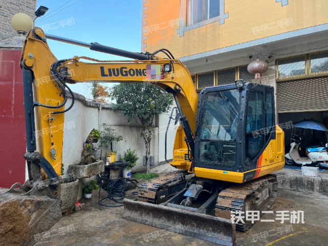柳工CLG9075E挖掘機(jī)
