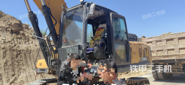 驾驶室整体（整机外观）