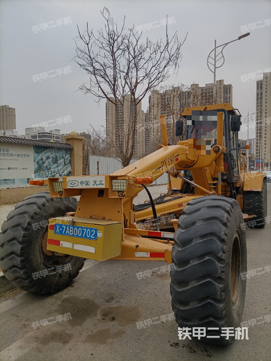 整机左侧（设备外观及核心部件）