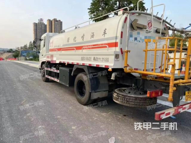 整机右后45°（设备外观及核心部件）