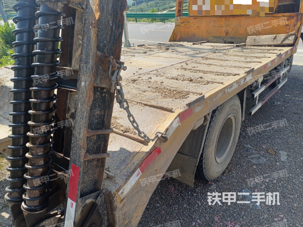 整机右后45°（设备外观及核心部件）