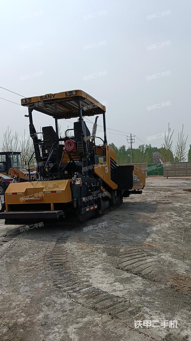 整机右后45°（设备外观及核心部件）