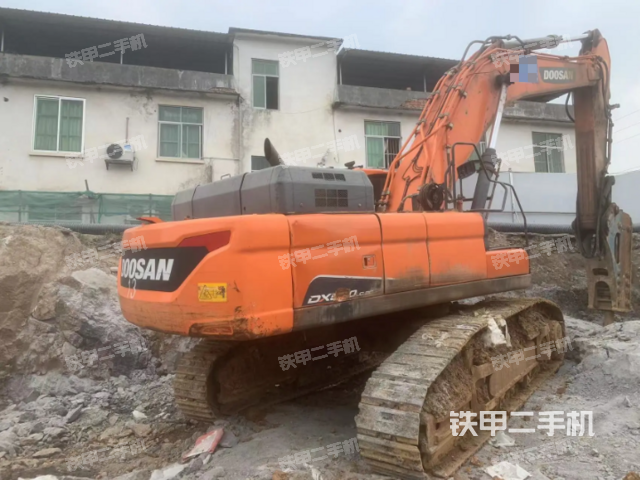 整机右后45°（整机外观）