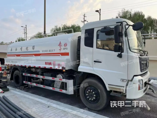 整机左侧（设备外观及核心部件）