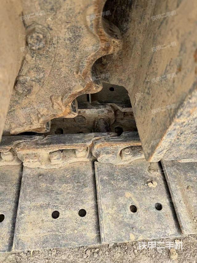 单侧履带整体（整机外观）