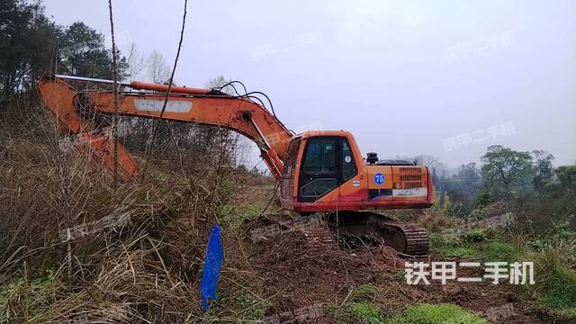 斗山DH200LC-7挖掘机