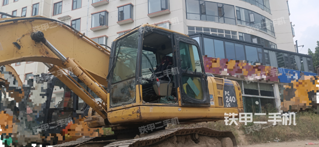 驾驶室整体（整机外观）