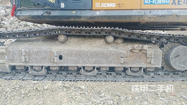 单侧履带整体（整机外观）