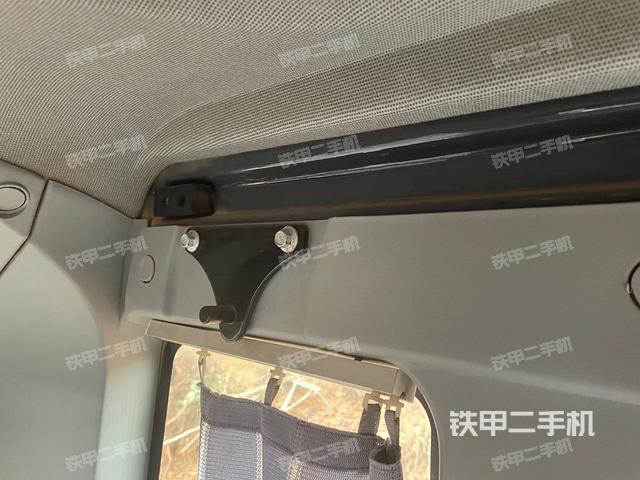 驾驶室整体（整机外观）