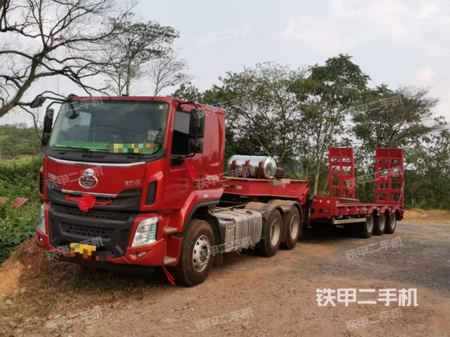 东风6X4平板运输车