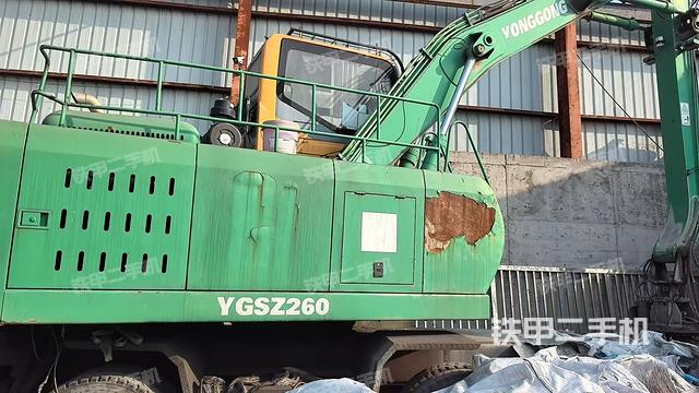 整机右后45°（设备外观及核心部件）